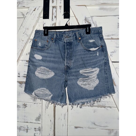 Levi's 501 90s Denim Women Shorts Button Distressed Frayed Midi Hem Blue Sz 32 - Picture 2 of 12